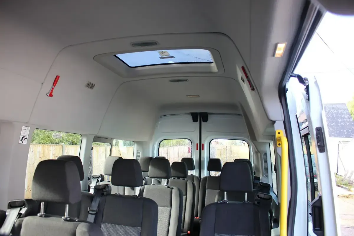 Used Ford Transit 125 HP (91 kW) 2015 White Sedan
