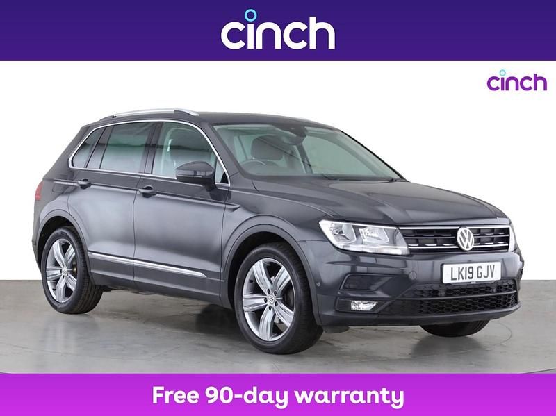 Grey Used 2019 VW Tiguan Match SUV | £15,649 (Fair price) - Image 1/3