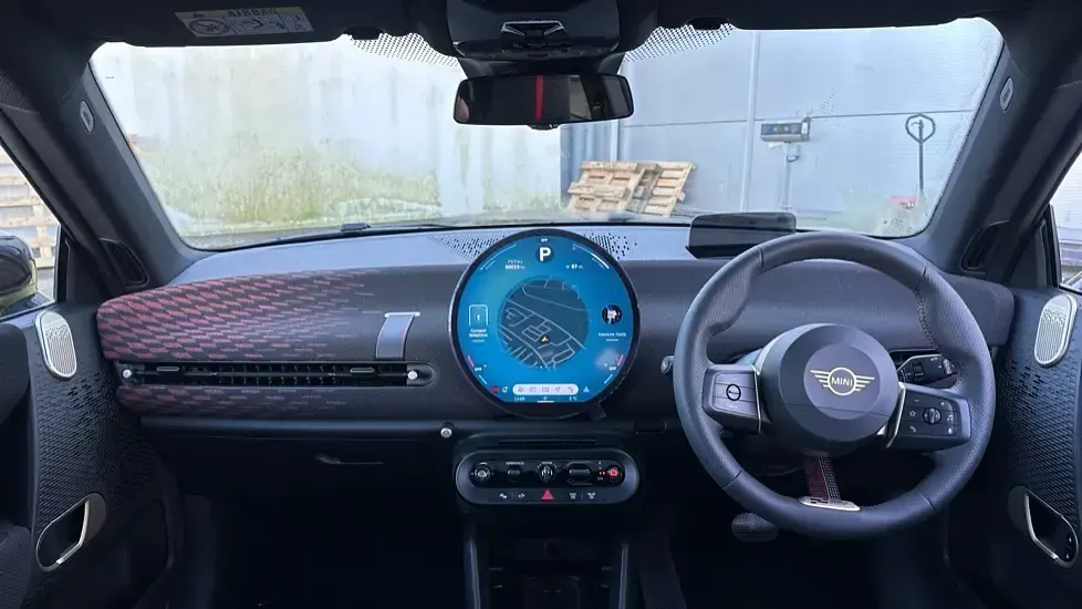 Nuevo Mini Cooper Hatch 133 kW (181 CV) 2025 Amarillo Utilitario