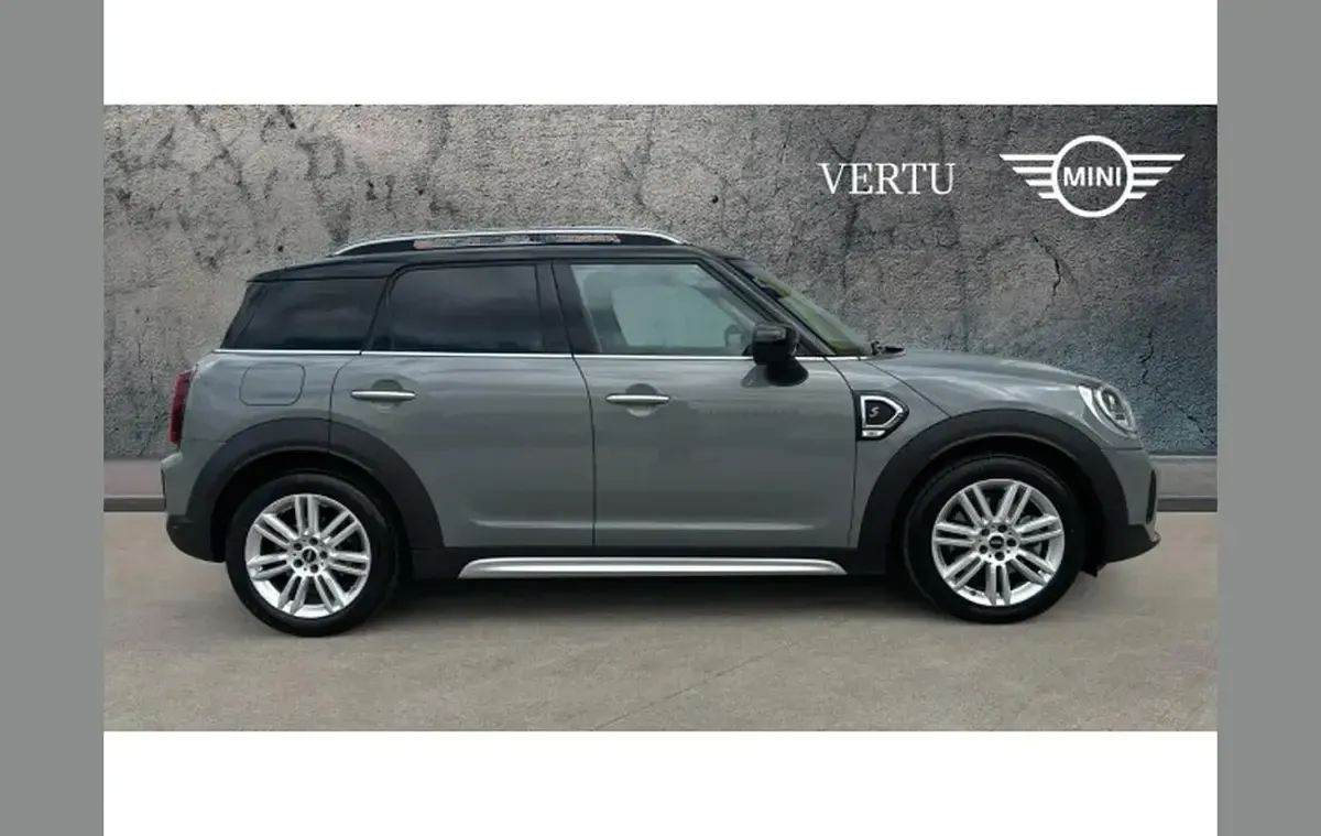 Usado Mini Cooper S Countryman Exclusive 188 HP (138 kW) 2021 Cinzento SUV