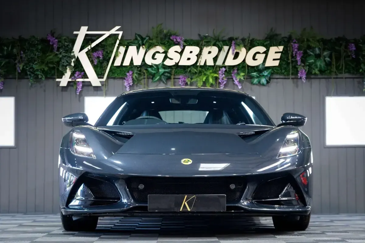 Used Lotus Emira 400 HP (294 kW) 2023 Grey Coupe