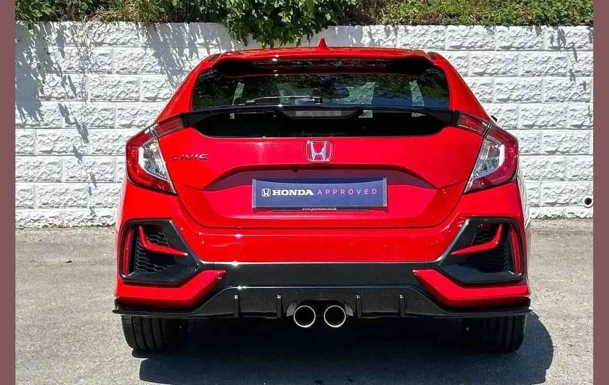 Used Honda Civic Sport 182 HP (133 kW) 2021 Rallye red Hatchback
