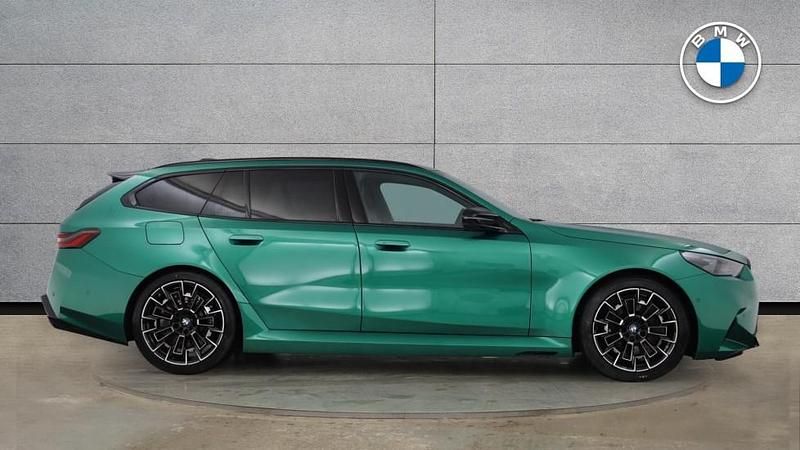 Used BMW M5 Comfort Edition 727 HP (534 kW) 2025 Green Estate