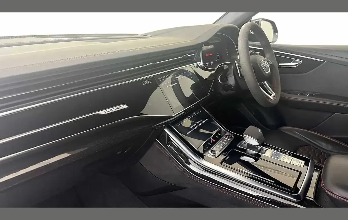 Used Audi Q8 Advanced 591 HP (434 kW) 2022 Blue SUV