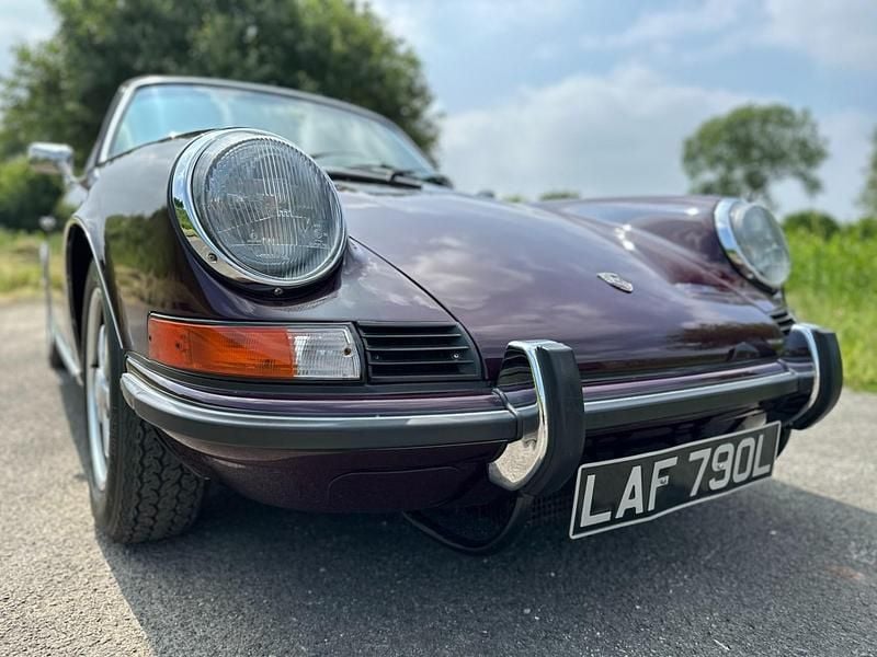 Used Porsche 911 2015 Mauve/purple