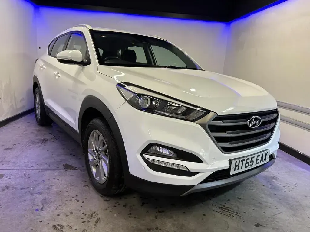 Used Hyundai Tucson SE 116 HP (85 kW) 2016 White SUV