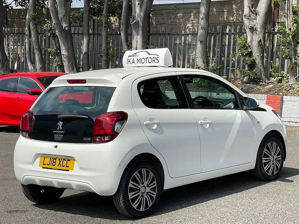 Used Peugeot 108 Active 68 HP (50 kW) 2018 White Hatchback