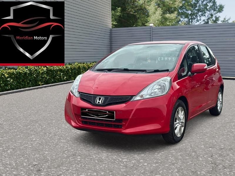Red Used 2012 Honda Jazz ES Hatchback | £3,995 (Good price) - Image 1/4