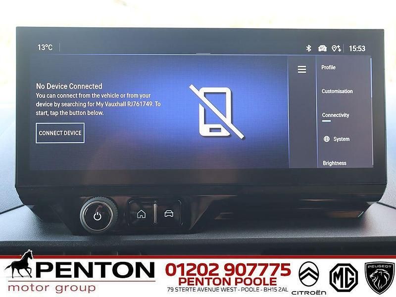 Used Vauxhall Combo S 100 HP (73 kW) 2024 White MPV