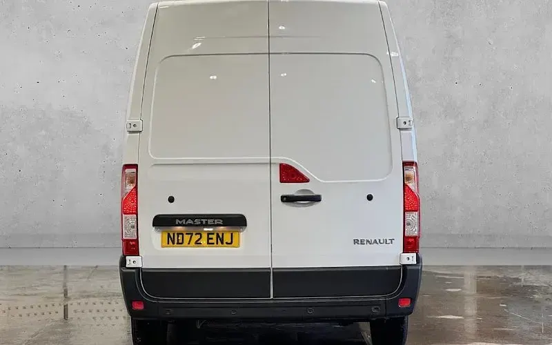 Usado Renault Master Business 135 HP (99 kW) 2022 Branco Monovolume