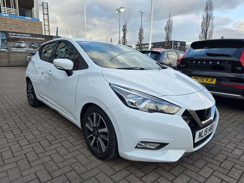 Used Nissan Micra Acenta 90 HP (66 kW) 2019 White Hatchback