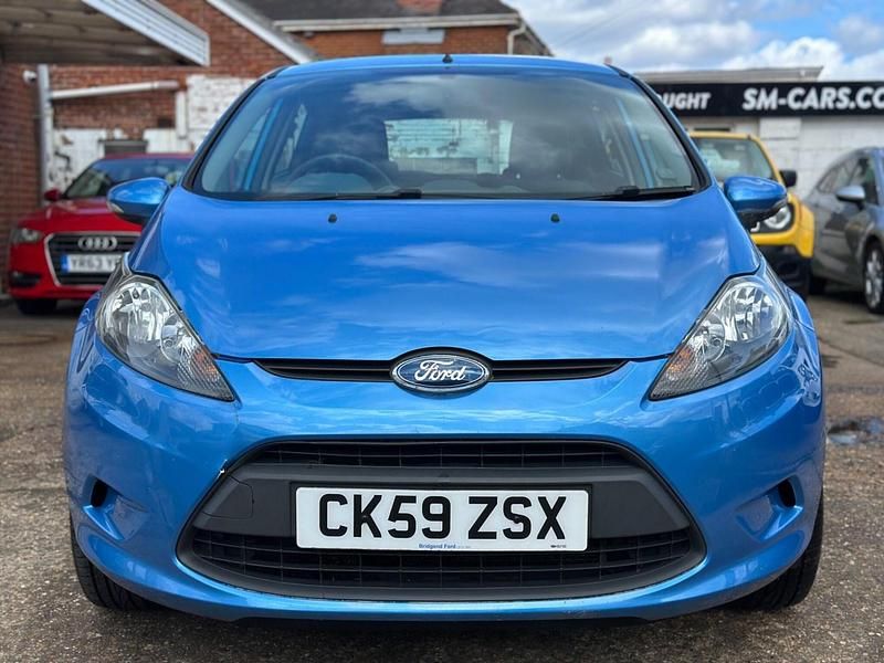 Used Ford Fiesta Titanium 2009 Blue Hatchback