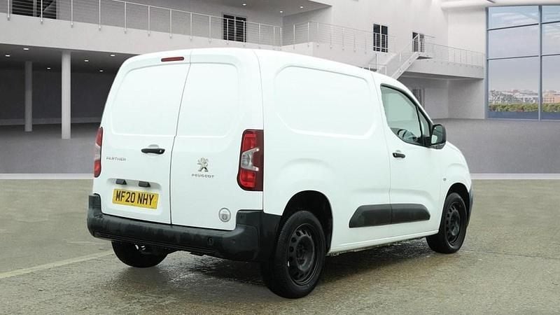 Used Peugeot Partner 2020 White MPV