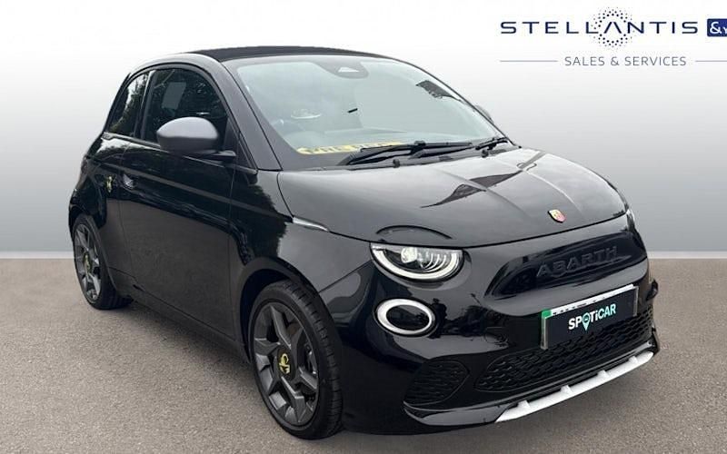 Used 2023 Abarth 500e Hatchback | £26,790 (A bit pricey) - Image 1/4