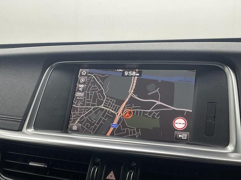 Used Kia Optima 134 HP (98 kW) 2019 Blue Estate