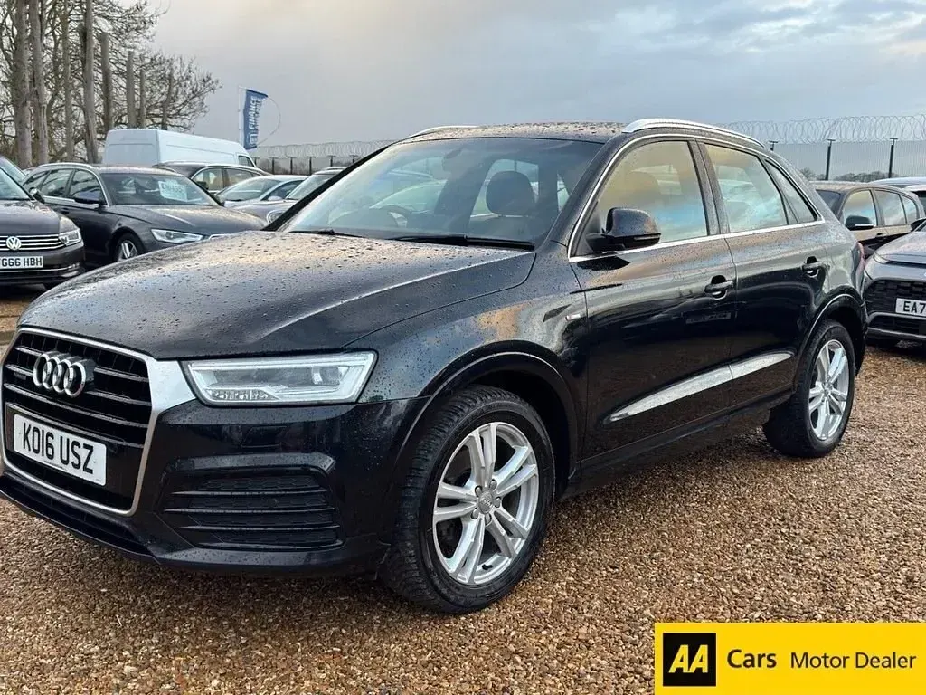 Usado Audi Q3 S-Line 184 HP (135 kW) 2016 Preto SUV