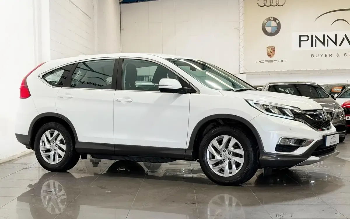 Used Honda CR-V SE 155 HP (114 kW) 2016 White SUV