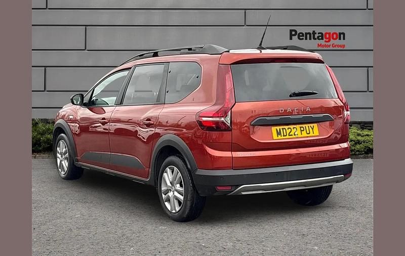 Used Dacia Jogger Comfort 110 HP (80 kW) 2022 Brown MPV