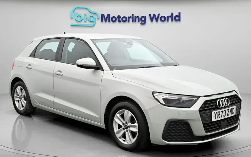 Usado Audi A1 Sportback 110 HP (80 kW) 2023 Citadino