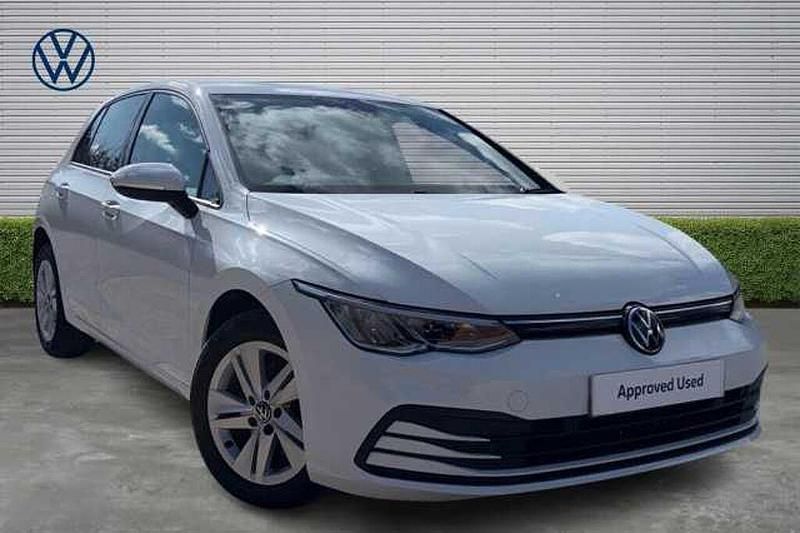 Used VW Golf VIII Life 130 HP (95 kW) 2022 White Hatchback