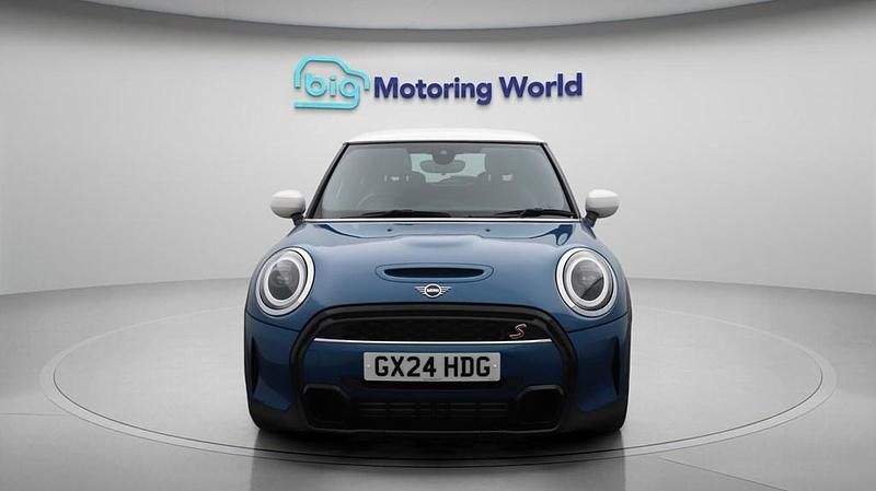 Usado Mini Cooper S Exclusive 178 HP (130 kW) 2024 Azul Citadino