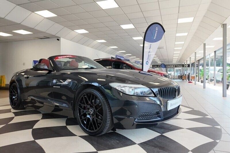 Black Used 2011 BMW Z4 Cabriolet | £9,995 (Fair price) - Image 1/1