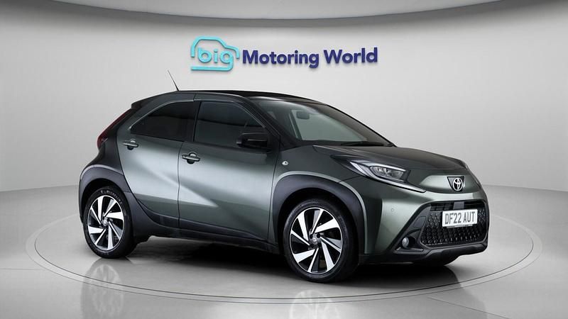 Green Used 2022 Toyota Aygo X SUV | £12,500 - Image 1/4