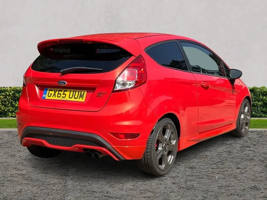 Used Ford Fiesta ST 2015 Orange Hatchback