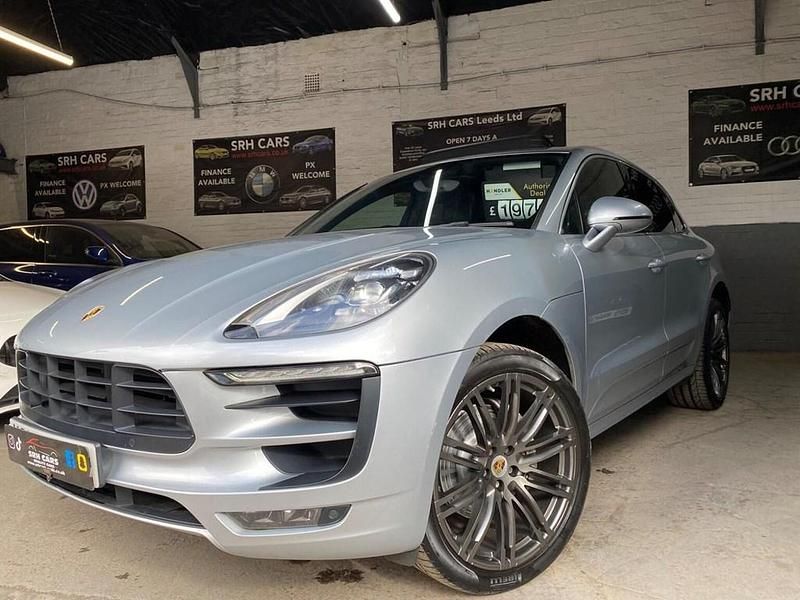 Used Porsche Macan 258 HP (189 kW) 2016 Silver SUV