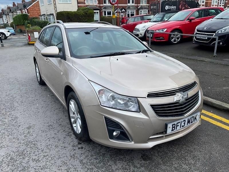 Used Chevrolet Cruze LT 141 HP (103 kW) 2013 Beige Estate