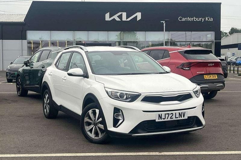 White Used 2022 Kia Stonic 2 SUV | £13,895 (Fair price) - Image 1/4