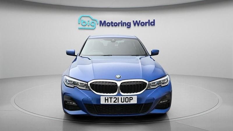 Used BMW 320 M Sport 184 HP (135 kW) 2021 Blue Sedan