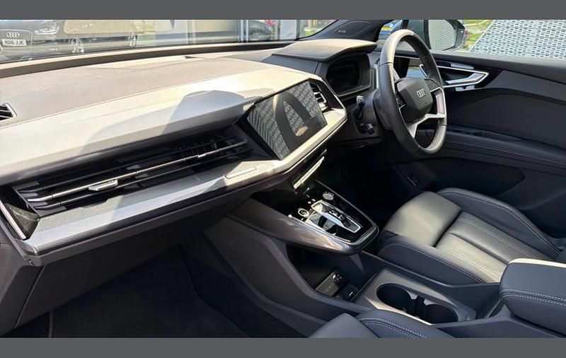 Used Audi Q4 e-tron S-Line 210 kW (286 HP) 2025 Blue SUV