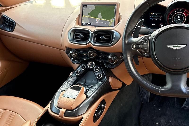 Used Aston Martin Vantage 510 HP (375 kW) 2020 White Coupe