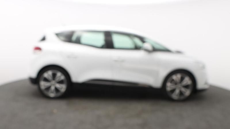 White Used 2017 Renault Scénic IV Dynamique MPV | £9,999 (Good price) - Image 1/4