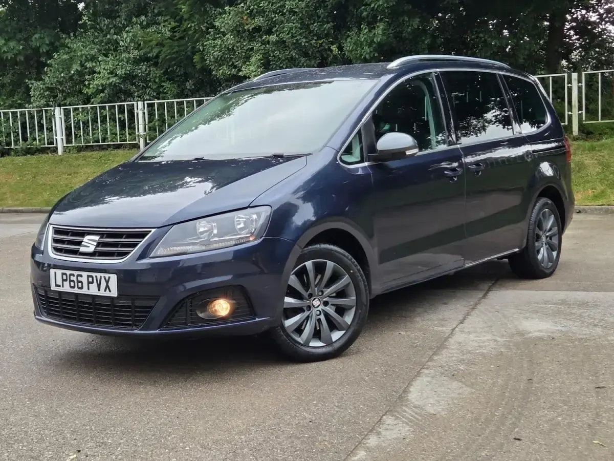 Used Seat Alhambra CONNECT 150 HP (110 kW) 2017 Blue MPV