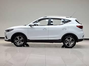 Usado MG ZS Excite 111 HP (81 kW) 2023 Branco SUV