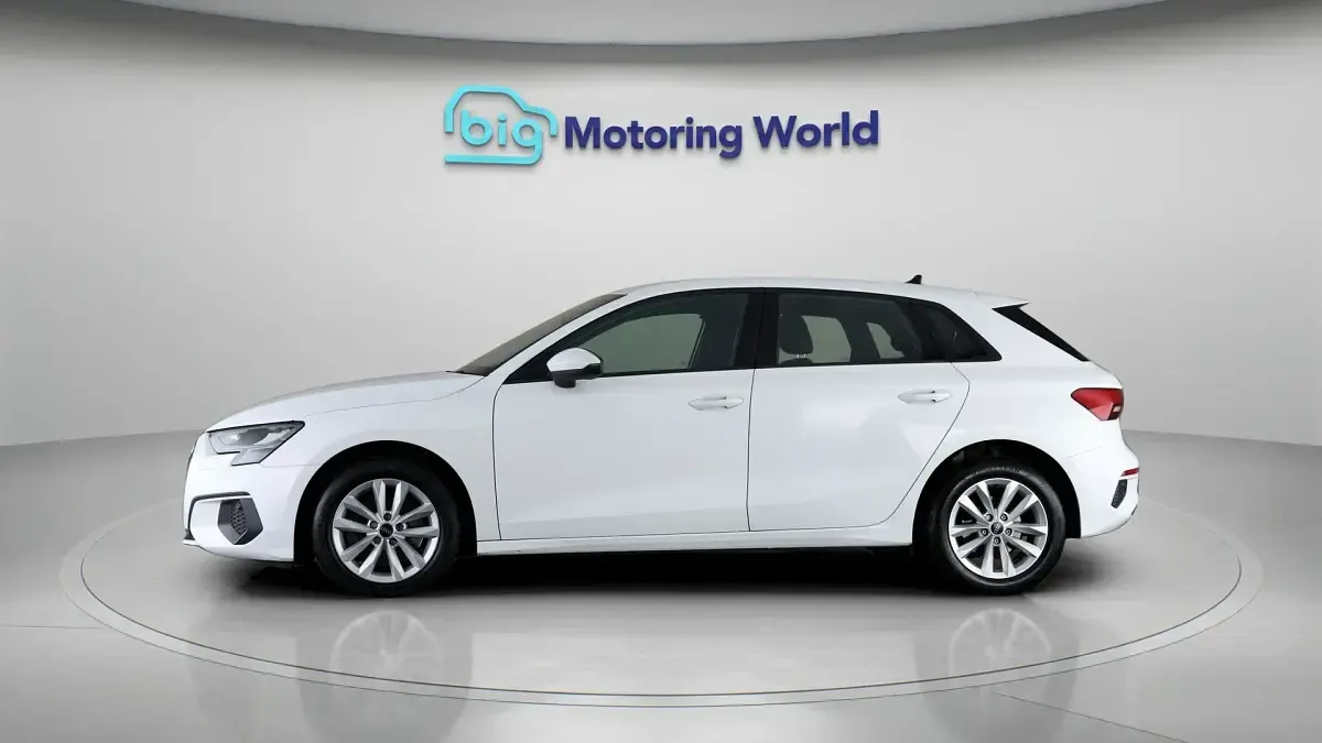 Begagnad Audi A3 109 HK (80 kW) 2021 Vit Sedan