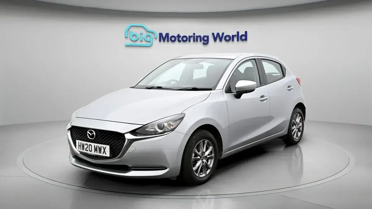 Used Mazda 2 75 HP (55 kW) 2020 Silver Hatchback