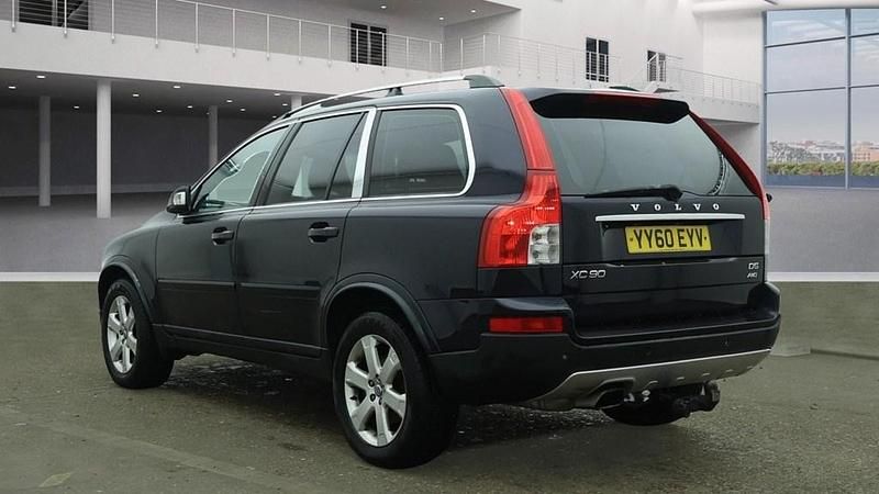 Usado Volvo XC90 SE Lux 2010 Azul SUV