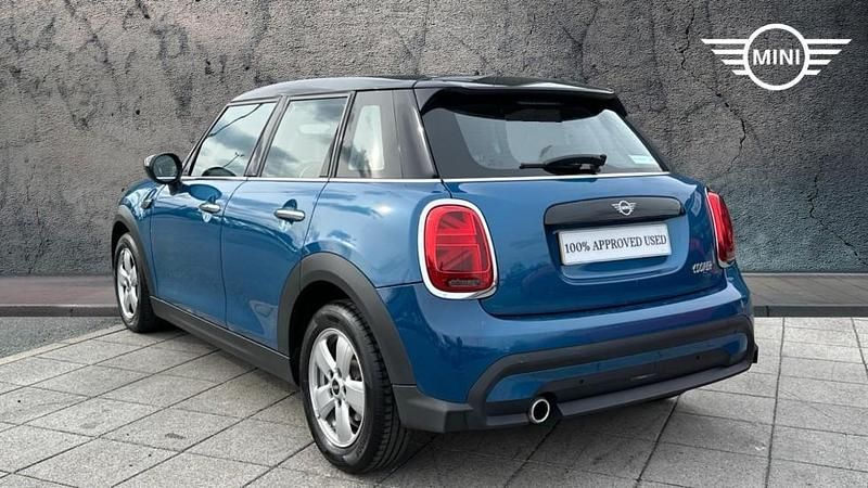 Used Mini Cooper Classic 134 HP (98 kW) 2023 Blue Hatchback