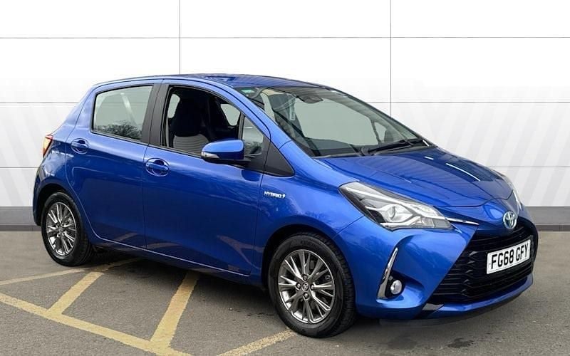 Used Toyota Yaris Hybrid 101 HP (74 kW) 2020 Hatchback
