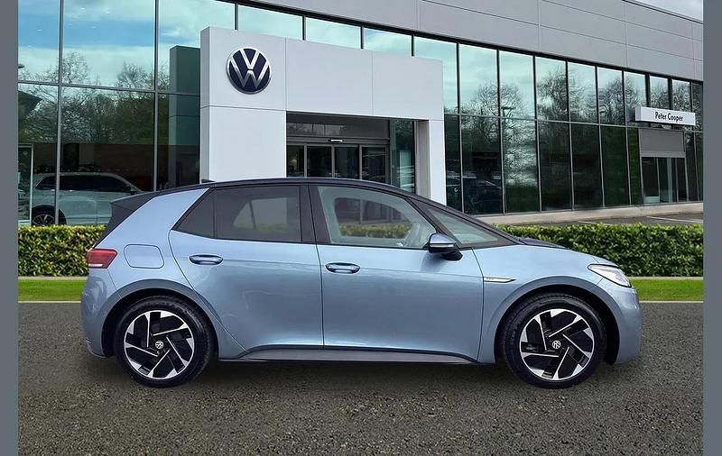Used VW ID.3 Pro Performance 150 kW (204 HP) 2021 Blue Hatchback