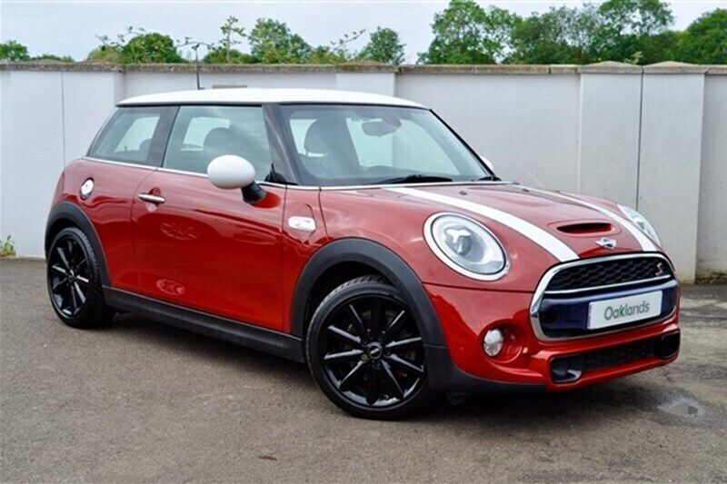 Red Used 2016 Mini Cooper S Hatch Hatchback | £11,495 (Fair price) - Image 1/1