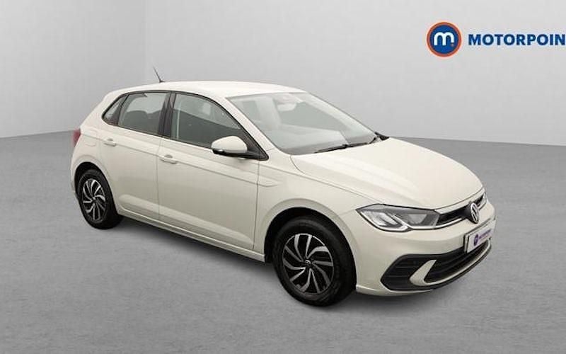 Used 2025 VW Polo Life Hatchback | £15,499 (Good price) - Image 1/4