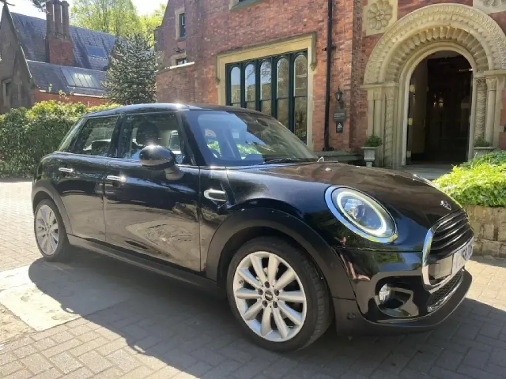 Used Mini Cooper Classic 2018 Black Hatchback