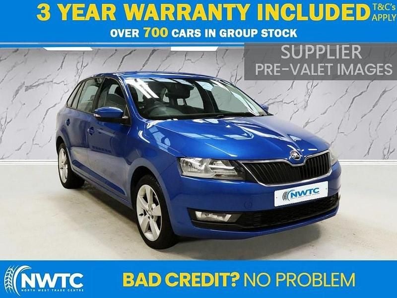 Blue Used 2017 Skoda Rapid SE Hatchback | £7,895 (Fair price) - Image 1/4