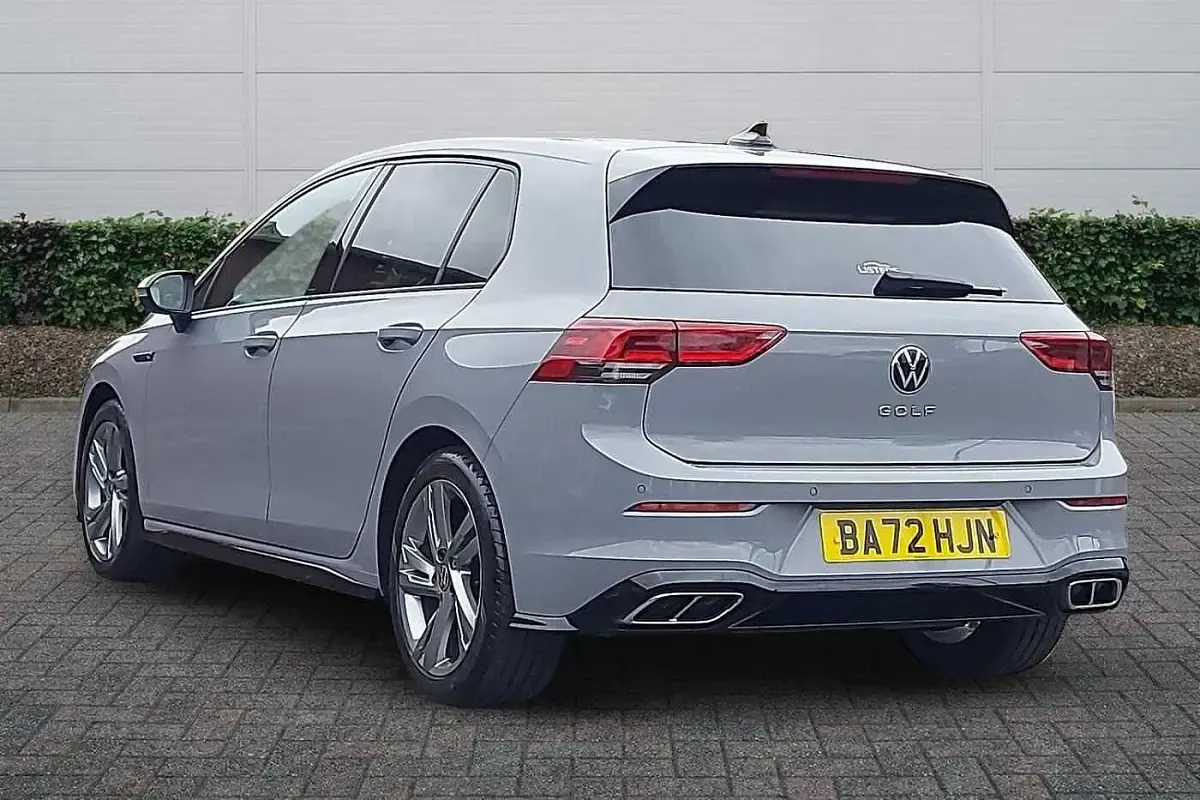 Used VW Golf VIII R-line 150 HP (110 kW) 2022 Grey Hatchback