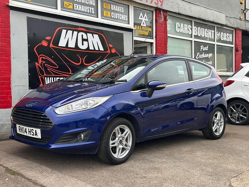 Blue Used 2014 Ford Fiesta Zetec Hatchback | £3,495 (Good price) - Image 1/4