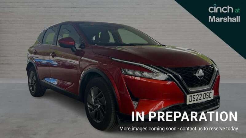 Red Used 2022 Nissan Qashqai Acenta Premium SUV | £17,890 (Good price) - Image 1/4